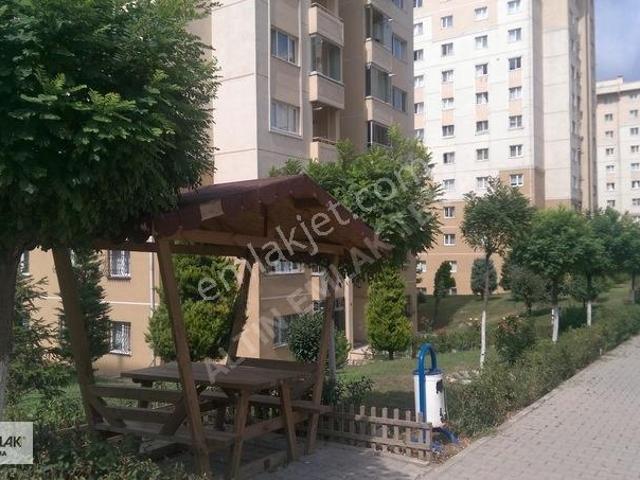 Halkalı Atakent'te Toki Açelya'da 2+1, 85m² Peyzaj Manzaralı Sat