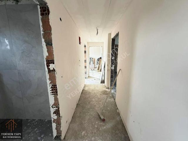 Halkalı'da 1+1 Yerden Isıtmalı Eşsiz Manzaralı Lüks Çatı Daire!
