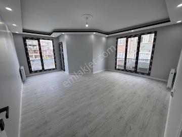 Halkalı Merkez Mah'de Satılık 2+1 Full+full Önü Açık 2+1 Daire