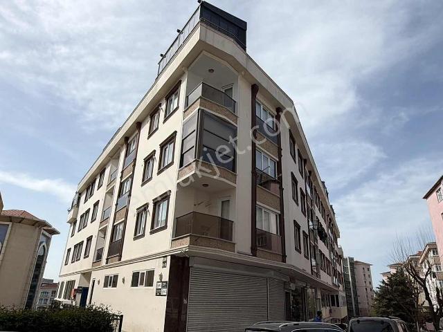 Halkalı Merkez'de Satılık 4+2 Dubleks Daire belediye Yanı