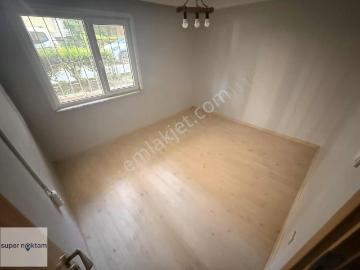 Halkalı Pembe Evler Sitesi'nde Kiralık 1+1 Giriş Kat Daire