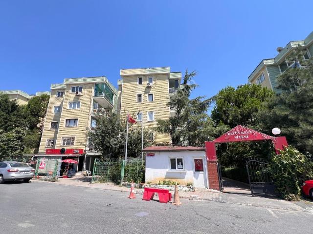 Halkalı Yenidoğanda Altunkent Sitesinde Kiralık 90 M2 2+1 Daire