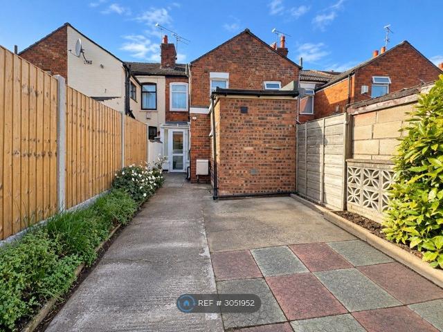 Hall O Shaw St, Crewe CW1, 2 bed terraced house to rent, £900 pcm | PrimeLocation
