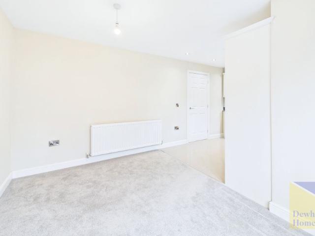 Hall Barn Drive, Longridge