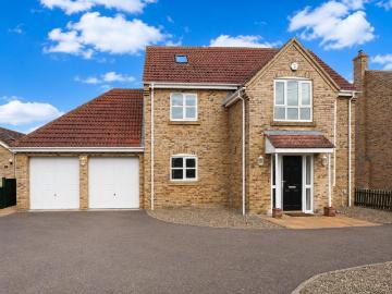 Hall Barn Road, Isleham CB7 5 bed detached house to rent £2,550 pcm £588 pw