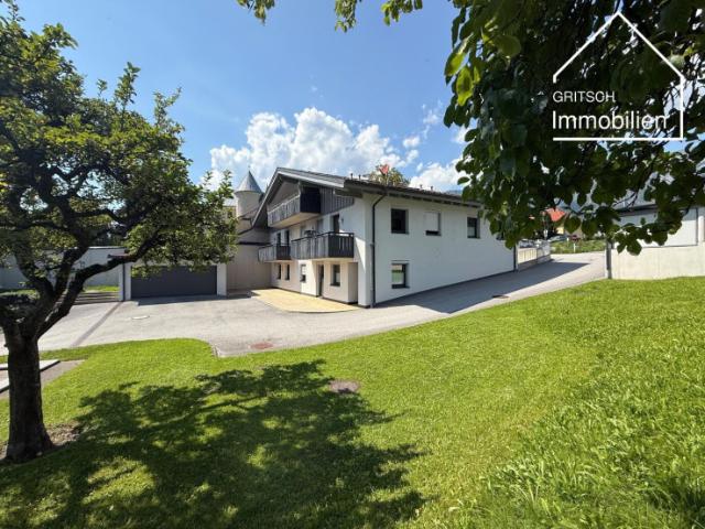 HALL Exklusive Maisonette Dachgeschosswohnung mit Südterrasse