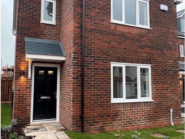 Hall Farm Avenue, Coventry CV6, 4 bed detached house to rent, £2,000 pcm | PrimeLocation