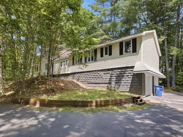 Hall Rd, Londonderry, Home For Sale