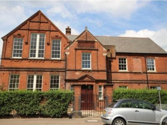 Hall Road, Norwich NR1, 2 bed flat to rent, £1,100 pcm | PrimeLocation