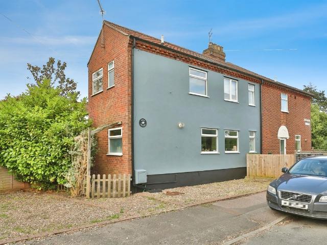 Hall Road, Norwich NR1, 2 bed terraced house to rent, £1,150 pcm | PrimeLocation