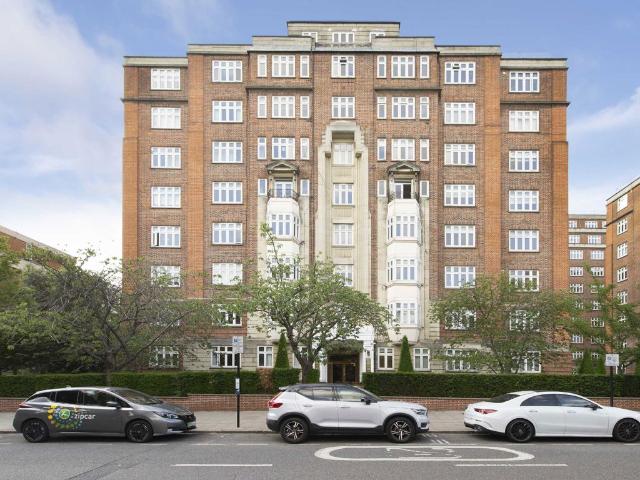 Hall Road, St Johns Wood NW8, 2 bed flat to rent, £3,000 pcm | PrimeLocation