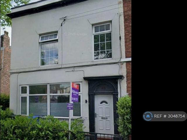 Hall St, Stockport, SK1 3 bed flat to rent £1,200 pcm £277 pw