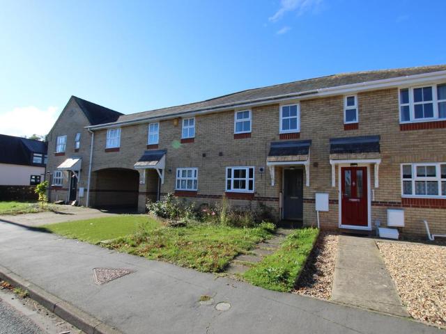 Hall Street, Soham CB7 2 bed terraced house to rent £1,100 pcm £254 pw