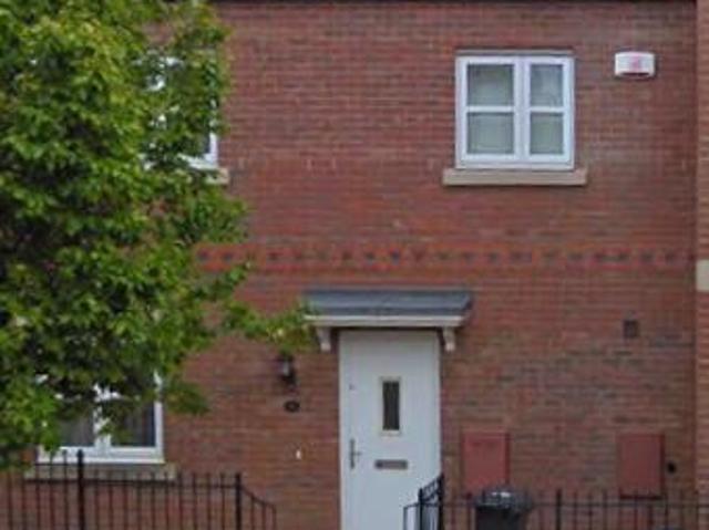Hallam Fields Road, Birstall LE4 3 bed house to rent £1,195 pcm £276 pw