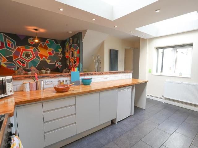Halland Road, Brighton BN2 1 bed house of multiple occupation to rent £832 pcm £192 pw