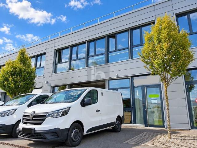 HALLE MODERNE EN DUPLEX AVEC BUREAUX !