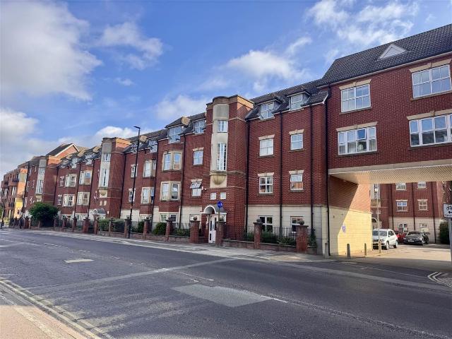 Hallfield Road, York YO31, 2 bed flat to rent, £1,450 pcm | PrimeLocation