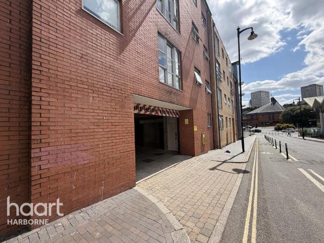 HALLMARK APARTMENTS, JEWELLERY QUARTER 2 bed apartment to rent £1,050 pcm £242 pw