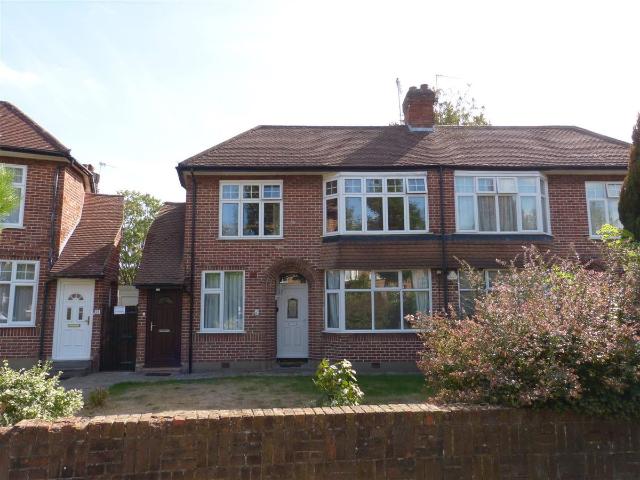 Hallside Road, Enfield EN1, 2 bed flat to rent, £1,750 pcm | PrimeLocation