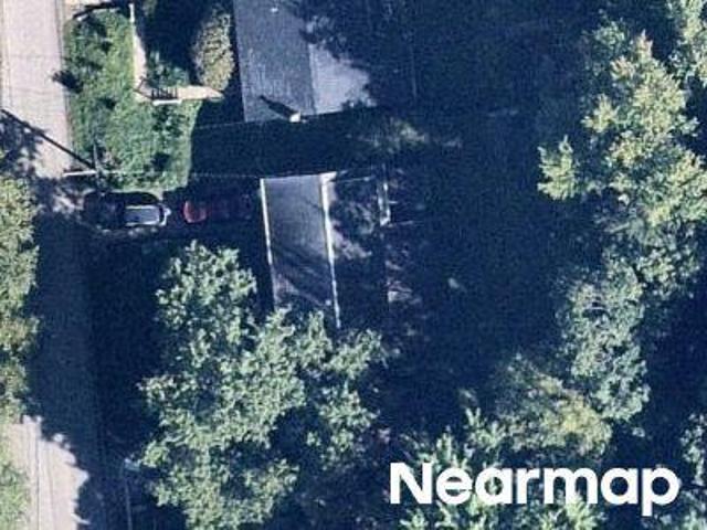 Hallwood Dr