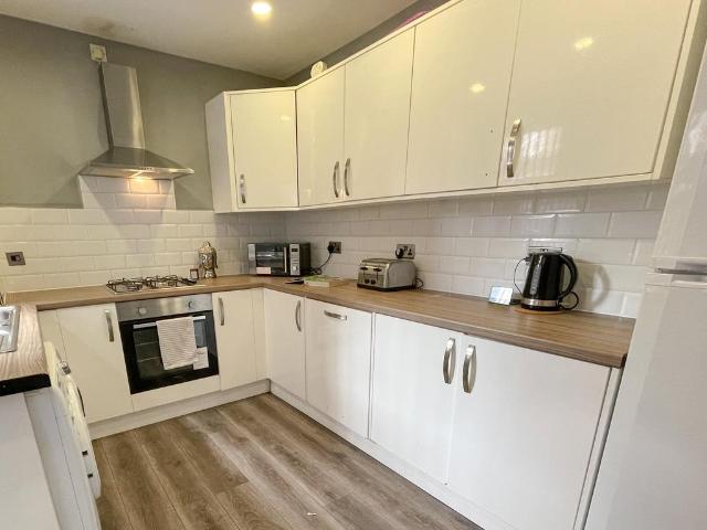 Halsbury Road, L6 6DG, 5 bed terraced house to rent £585 pcm £135 pw