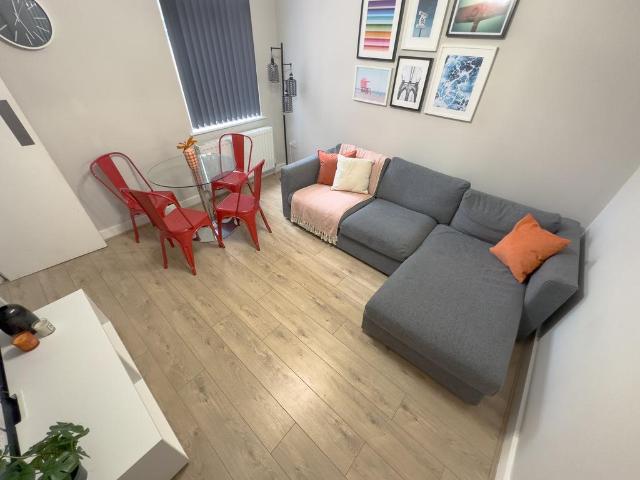 Halsbury Road, Liverpool, L6 6DQ, United Kingdom | 4 bed townhouse for rent #134703774 | Rentberry