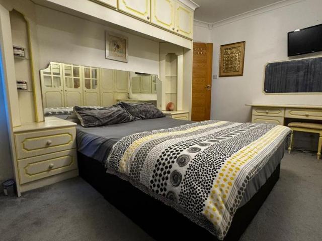 Halsham Road, IG11 9HG 4 bed house share to rent £900 pcm £208 pw