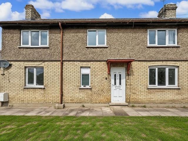 Hartford Road, Huntingdon PE29 3 bed detached house to rent £1,275 pcm £294 pw