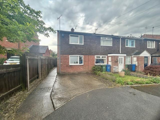 Hartfield Close, Chesterfield S41, 2 bed property to rent, £800 pcm | PrimeLocation