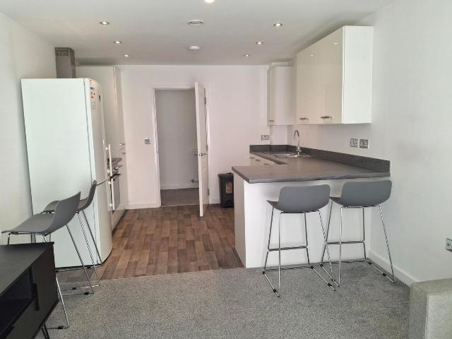 Hartington Road, Altrincham WA14, 2 bed flat to rent, £1,380 pcm | PrimeLocation