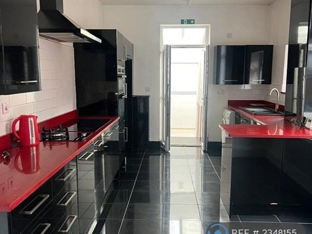 Hartington Road, Bolton, BL1 3 bed terraced house to rent £1,175 pcm £271 pw