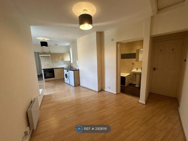Hartington Road, Gloucester GL1, 1 bed flat to rent, £750 pcm | PrimeLocation