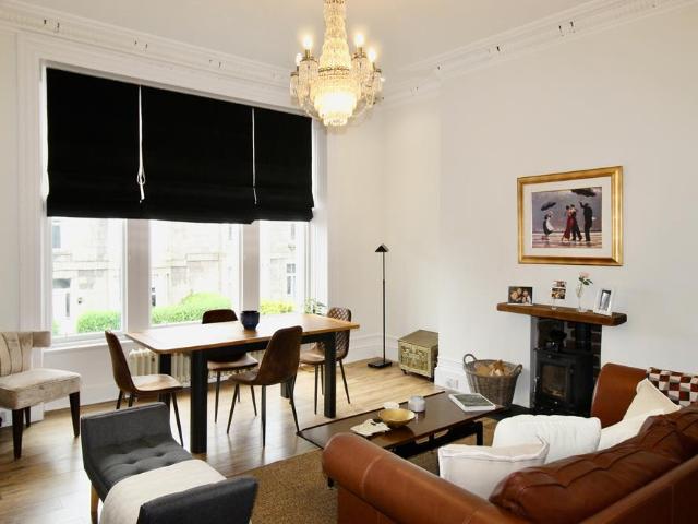 Hartington Road, Upper flat, AB10 4 bed flat to rent £1,895 pcm £437 pw