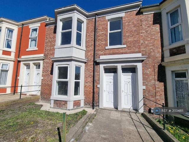 Hartington Street, Newcastle Upon. 2 bed terraced house to rent £850 pcm £196 pw