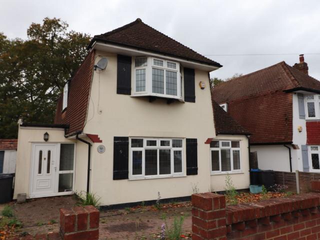 Hartland Way, Croydon CR0, 4 bed detached house to rent, £2,600 pcm | PrimeLocation