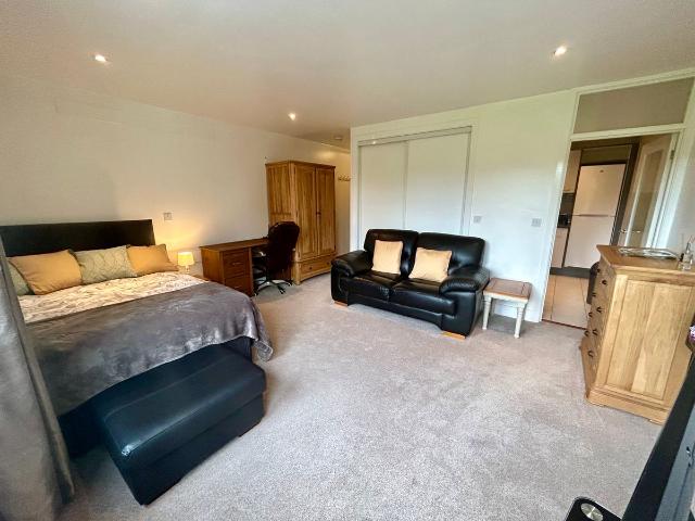 Hartland House, Cardiff CF11, Studio to rent, £850 pcm | PrimeLocation