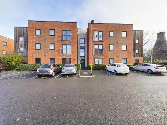 Hartley Court, Stoke On Trent ST4, 2 bed flat to rent, £775 pcm | PrimeLocation