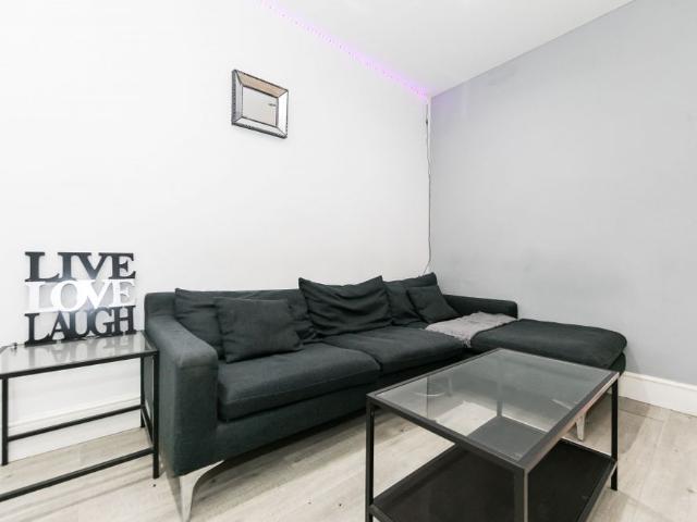 Hartley Grove, Hyde Park, Leeds