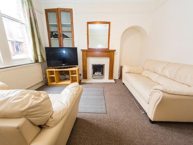 Hartley Grove, Woodhouse, Leeds