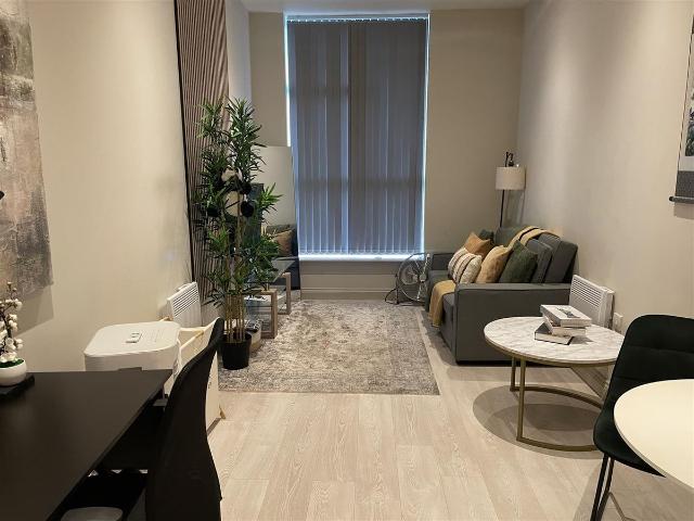 Hartley House, Hartley Hill LS2, 1 bed flat to rent, £1,250 pcm | PrimeLocation