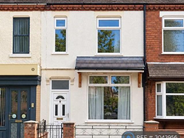 Hartshill Road, Stoke On Trent, ST4 3 bed terraced house to rent £925 pcm £213 pw