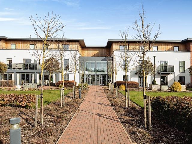 Harvard Place, Stratford Upon Avon CV37, 2 bed property to rent, £1,500 pcm | PrimeLocation