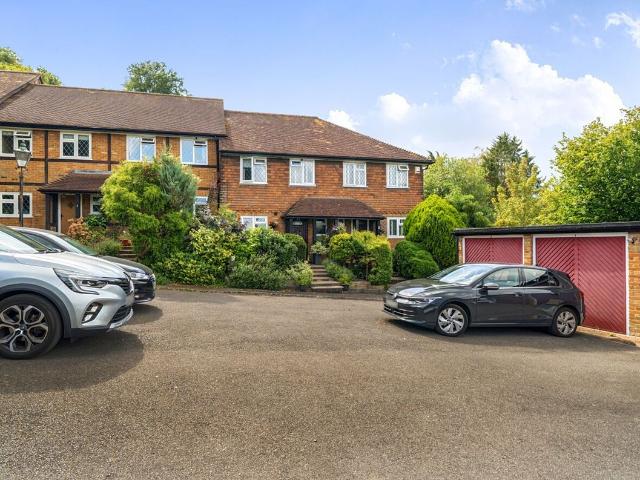 Harvest Hill, Godalming GU7, 3 bed end terrace house to rent, £2,000 pcm | PrimeLocation