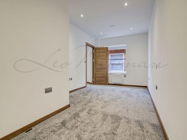Harvest Lane, Thames Ditton