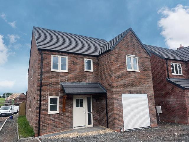 Harvest View, Stafford, ST20 4 bed property to rent £2,050 pcm £473 pw