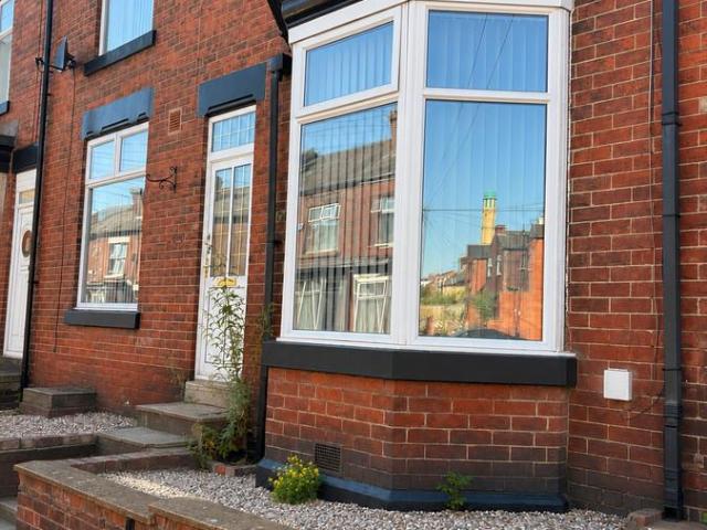 Harwell Road, Sheffield, S8 3 bed end of terrace house to rent £1,225 pcm £283 pw