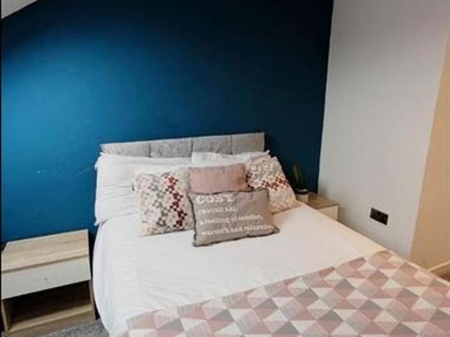 Harwoods Road, Watford WD18 1 bed in a house share to rent £695 pcm £160 pw