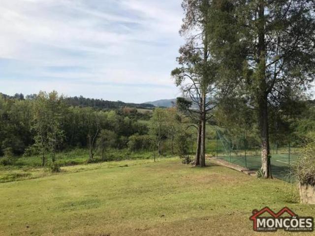Haras com 7 dormitórios à venda, 570000 m² por R$ 3.800.000,00 Centro Capela do Alto/SP