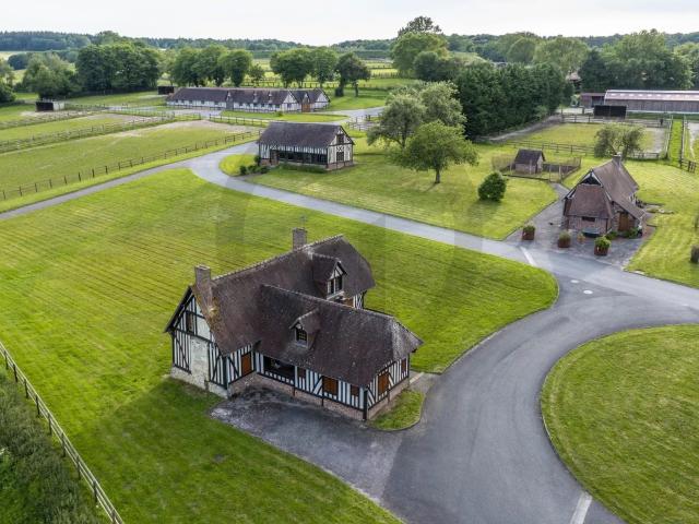 Haras d’exception – 180 hectares – Domaine d’élevage et d’en. m² Mardilly
