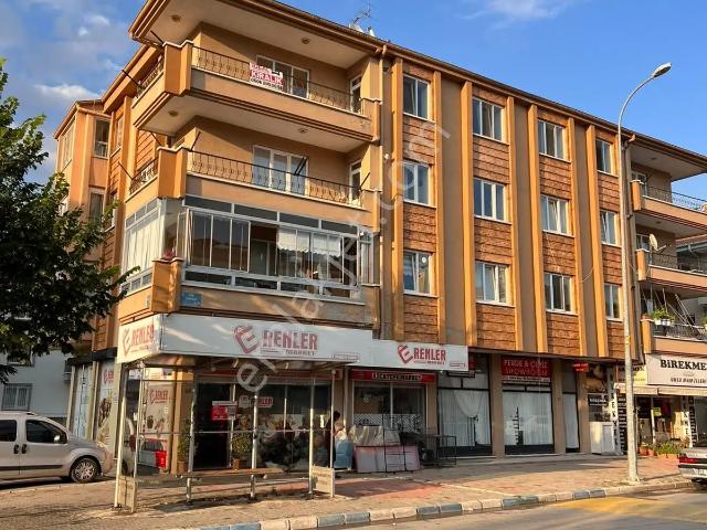 Harb iş,kocatepe Mah.'de Güney Cephe, Geniş, Kiralık 3+1